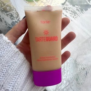 NEW✨Tarteguard tinted moisturizer (light medium)